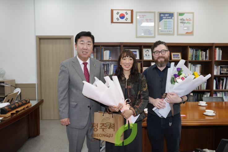 해외 입양인 가족상봉 기념청주방문 환영식