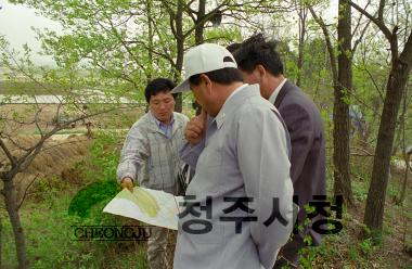 정북동 토성 발굴 조사 현장 방문