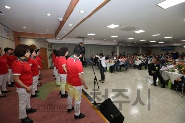 2016년 5월 시정발전 유공자 시민표창(기념촬영)