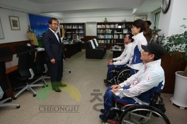 리우 패럴림픽 출전선수 격려