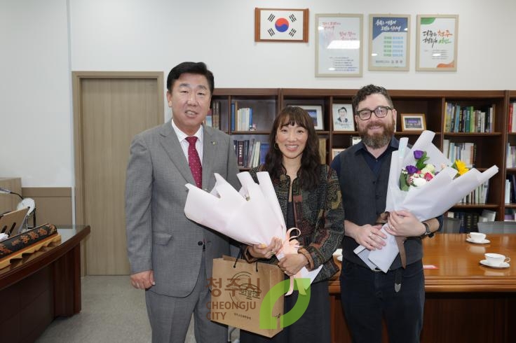 해외 입양인 가족상봉 기념청주방문 환영식