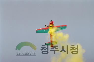 모형비행기 묘기 시상식 인터뷰 9