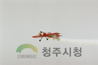 모형비행기 묘기 시상식 인터뷰 17