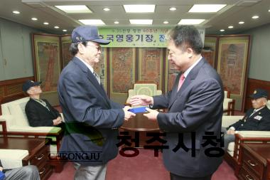 6.25참전 유공자 '호국영웅기장'전수식 11