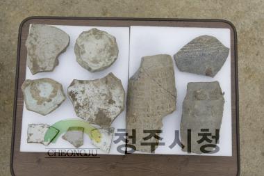 옛 청주역사 재현현장 문화재 발굴 2